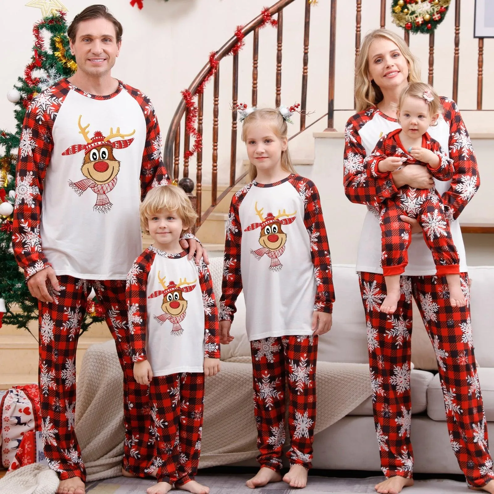 Cute Elk Printed Family Matching Pajamas - Image 5