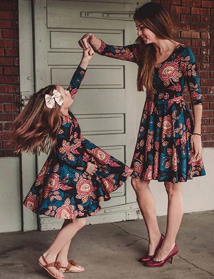 Flower Printed Family Matching Dress - Image 2